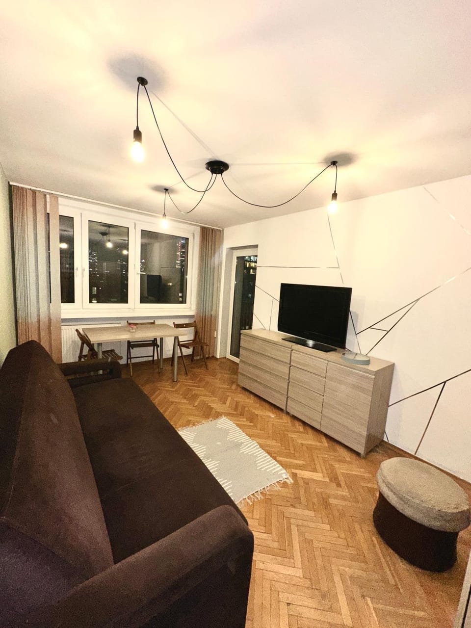 Intercontinental Escape Apartment in Warsaw