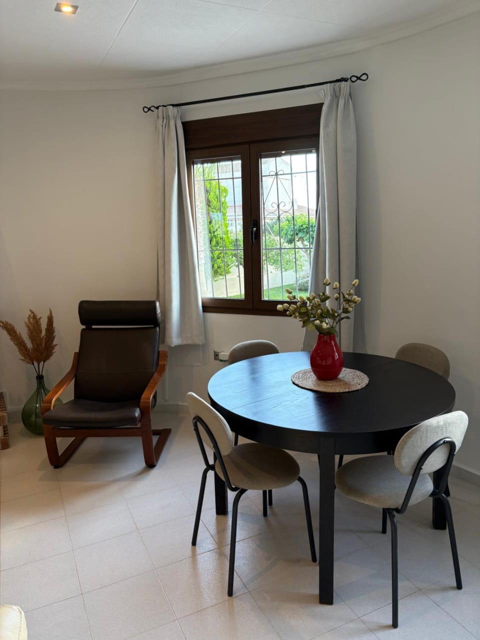 Dining area, Garden view, Garden view