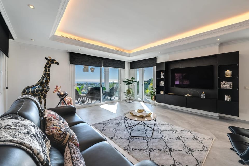 TV and multimedia, Living room, Seating area