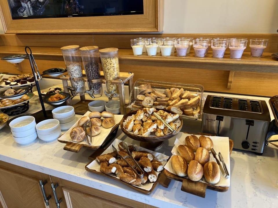 Buffet breakfast