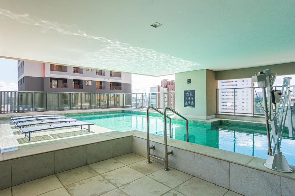 Pool view, Swimming pool, sunbed