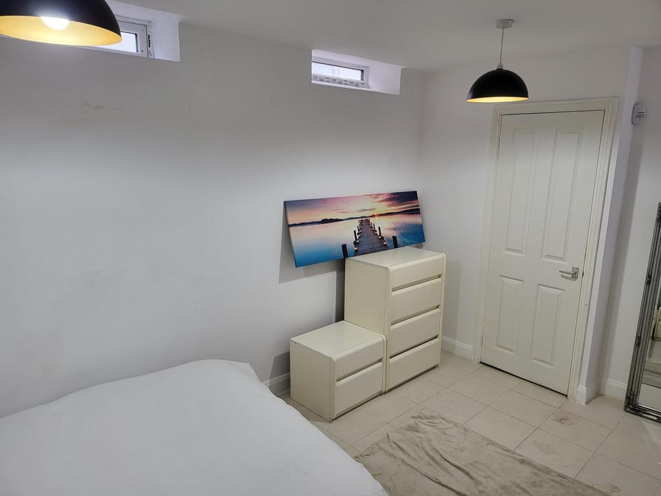 Bed, Bedroom, wardrobe