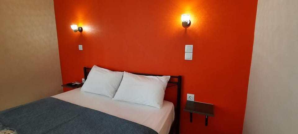 NewRoom2AmbelokipiMetroAirportLine Apartment in Athens