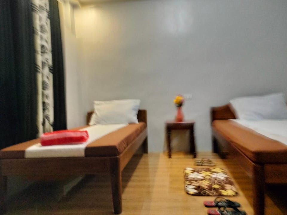 EL3 Z'sPLACE HOSTEL Hostel in San Vicente