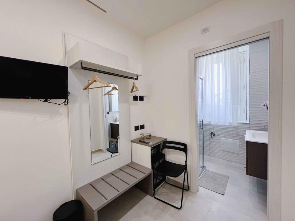 Bathroom, TV and multimedia, Photo of the whole room