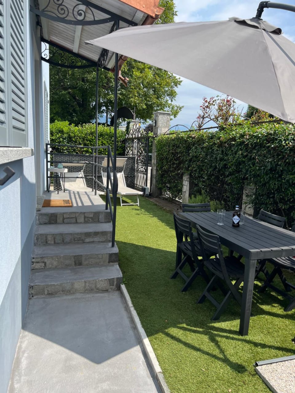 Property building, Patio, Garden, Balcony/Terrace, Garden view