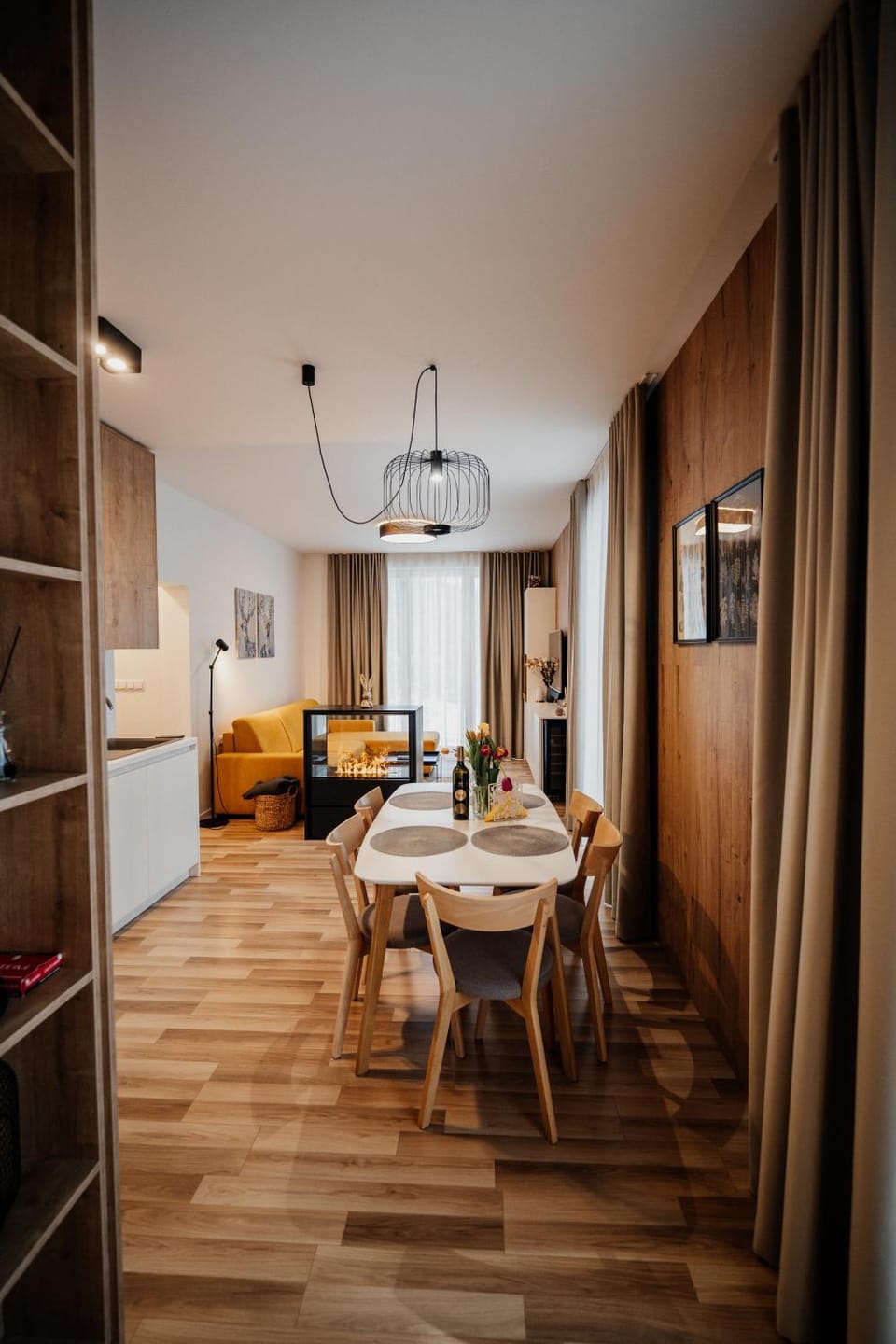 Kitchen or kitchenette, Living room, Seating area
