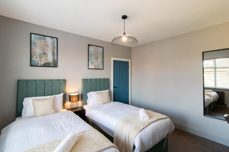 Bed, Photo of the whole room, Bedroom, heating, internet, towels
