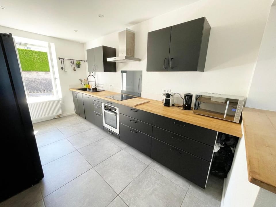 Kitchen or kitchenette, Kitchen or kitchenette