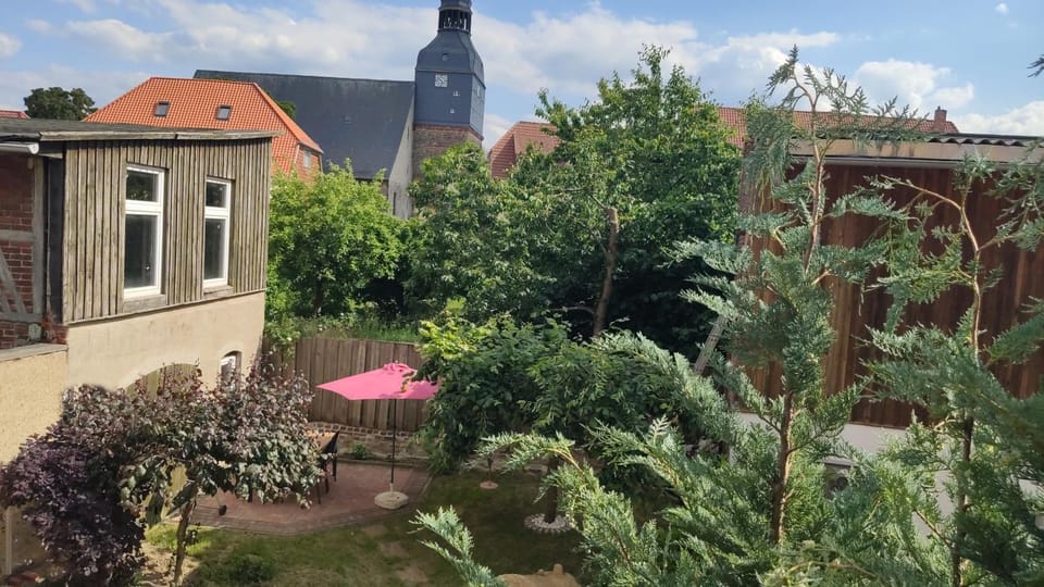 Property building, Garden, Garden view, Area and facilities