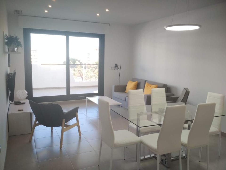 TV and multimedia, Living room, Dining area