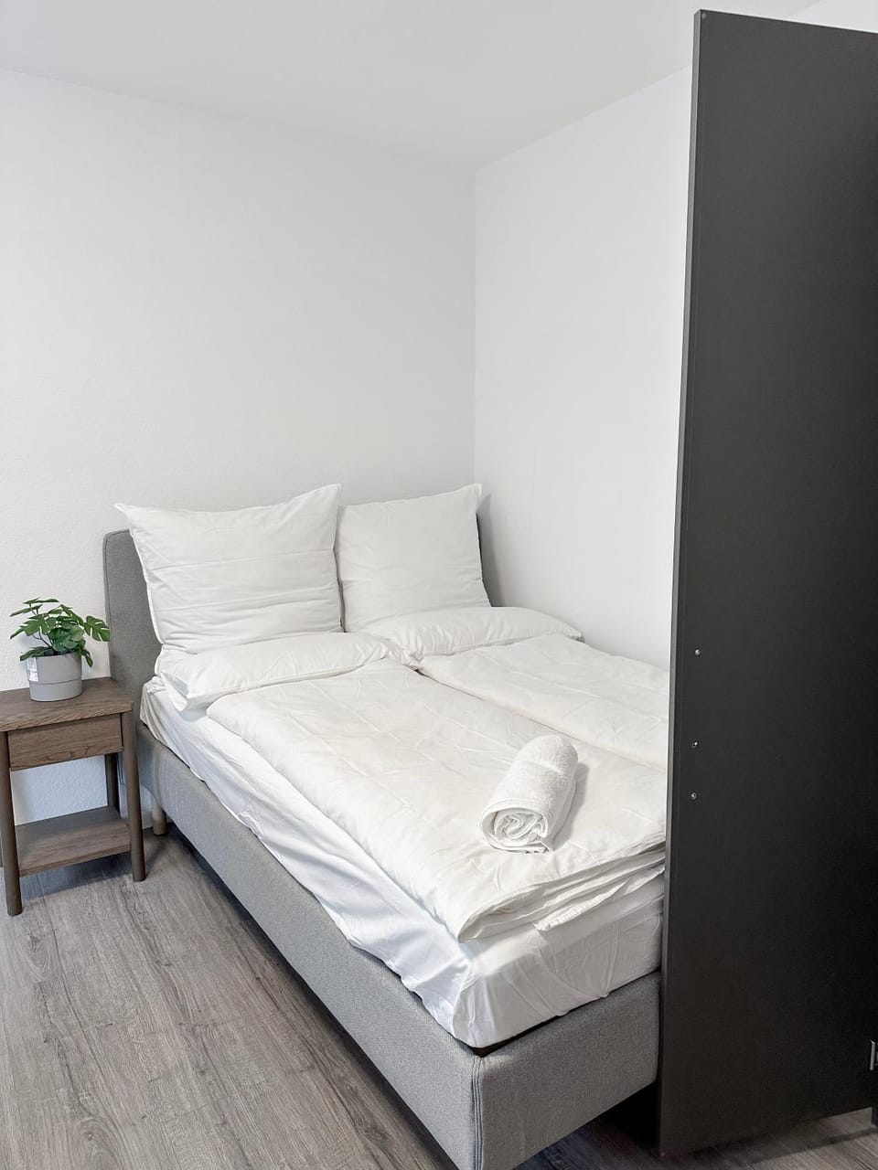 Bed, Photo of the whole room, Bedroom, towels, wardrobe