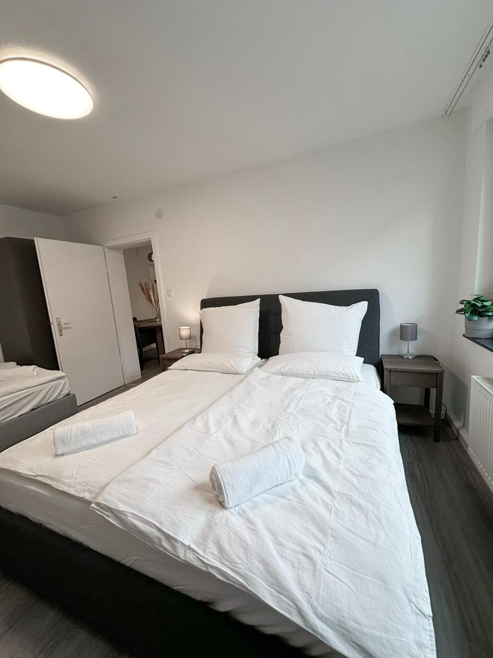 Bed, Photo of the whole room, Bedroom, wardrobe