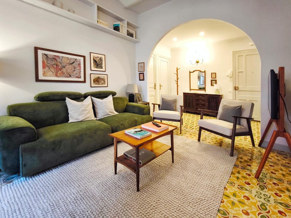 Living room, Seating area