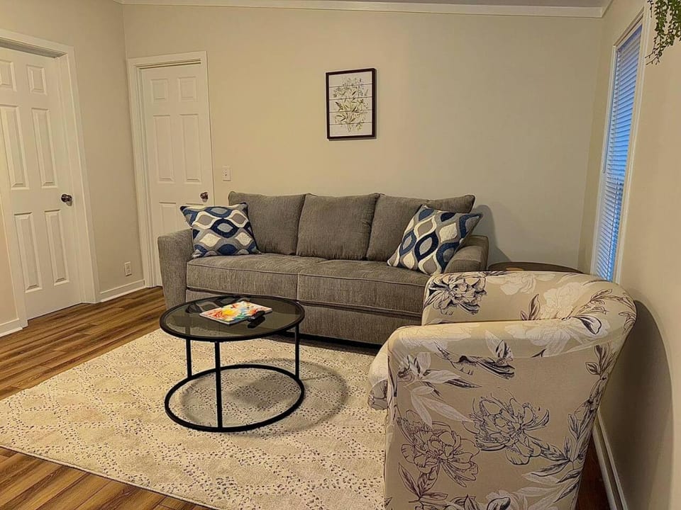 Cozy and quiet four Four Pets Yes House in Beaufort