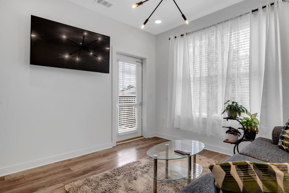 Downtown Atlanta Home Away From Home Apartment in Atlanta