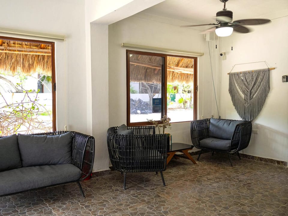 Lobby or reception, Seating area