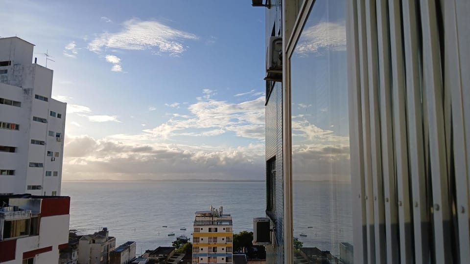 Temporada Barra apartamento 2 Quartos vista mar próximo praias pontos turísticos conveniência Apartment in Salvador