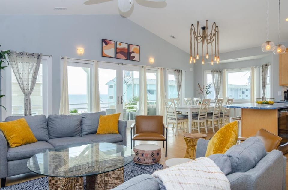 Dolphin Watch by Bryant Real Estate House in Carolina Beach