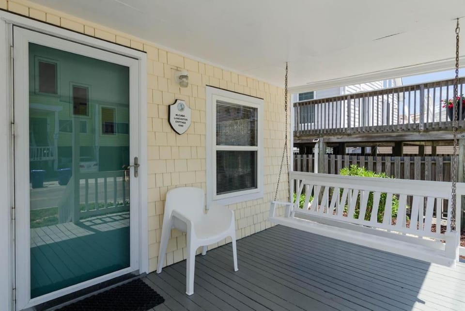 Henson Lower by Bryant Real Estate House in Carolina Beach