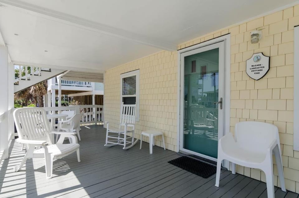 Henson Lower by Bryant Real Estate House in Carolina Beach