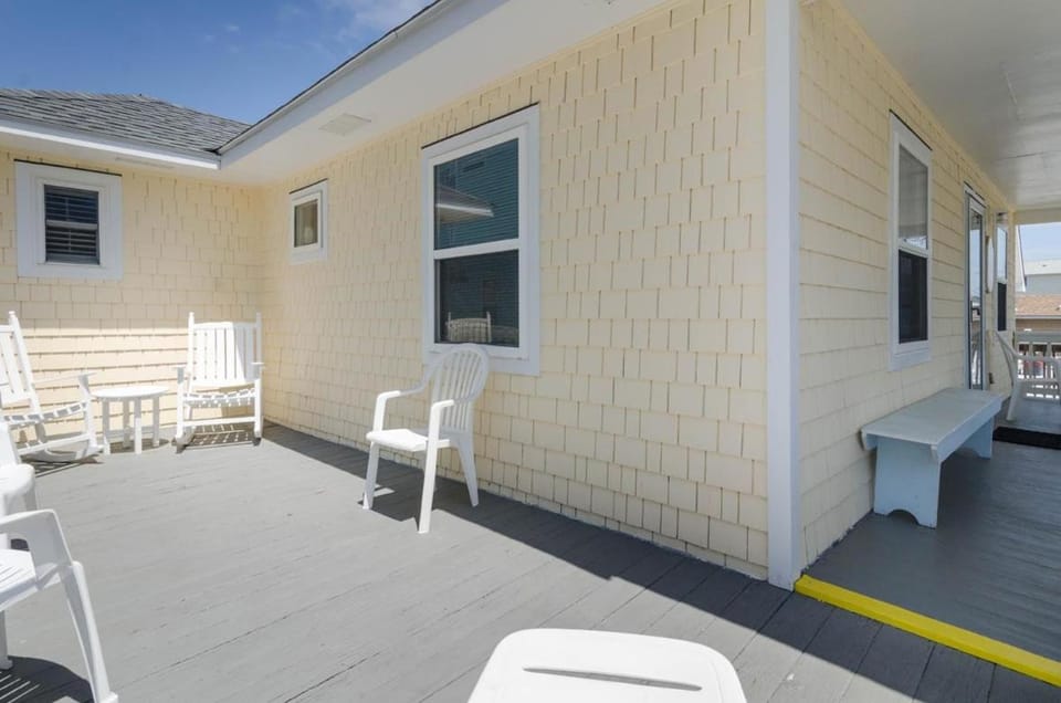Henson Upper by Bryant Real Estate House in Carolina Beach