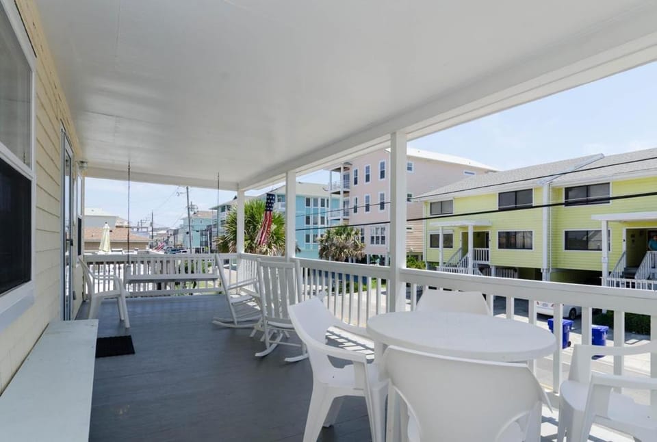 Henson Upper by Bryant Real Estate House in Carolina Beach