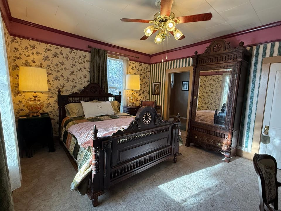 Roseberry House Bed and Breakfast Bed and Breakfast in Sierra Nevada