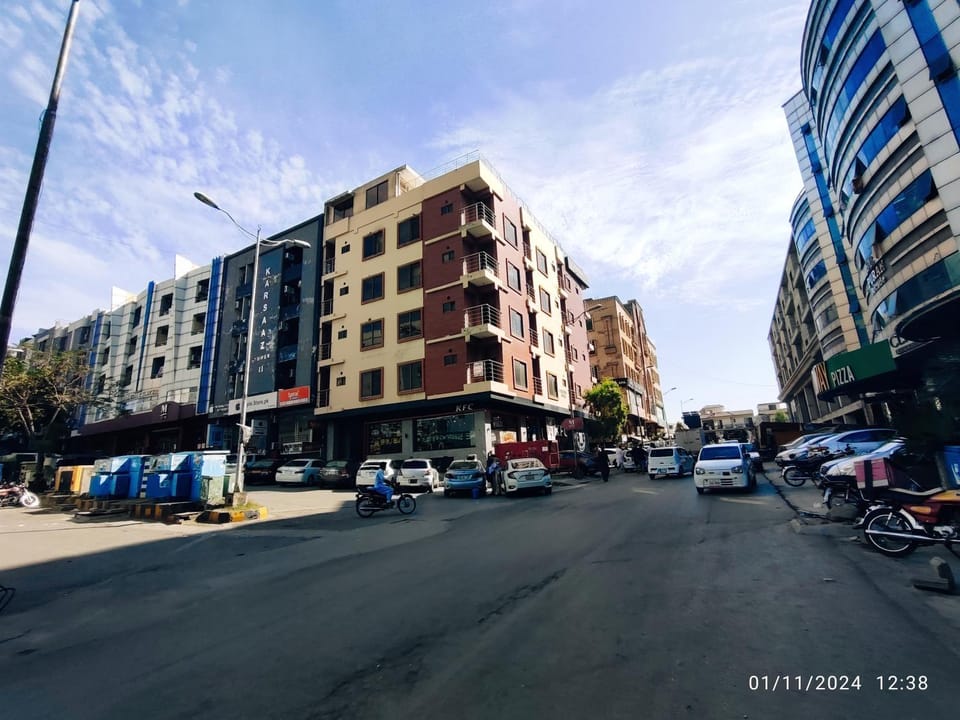 Property building, Street view, Location