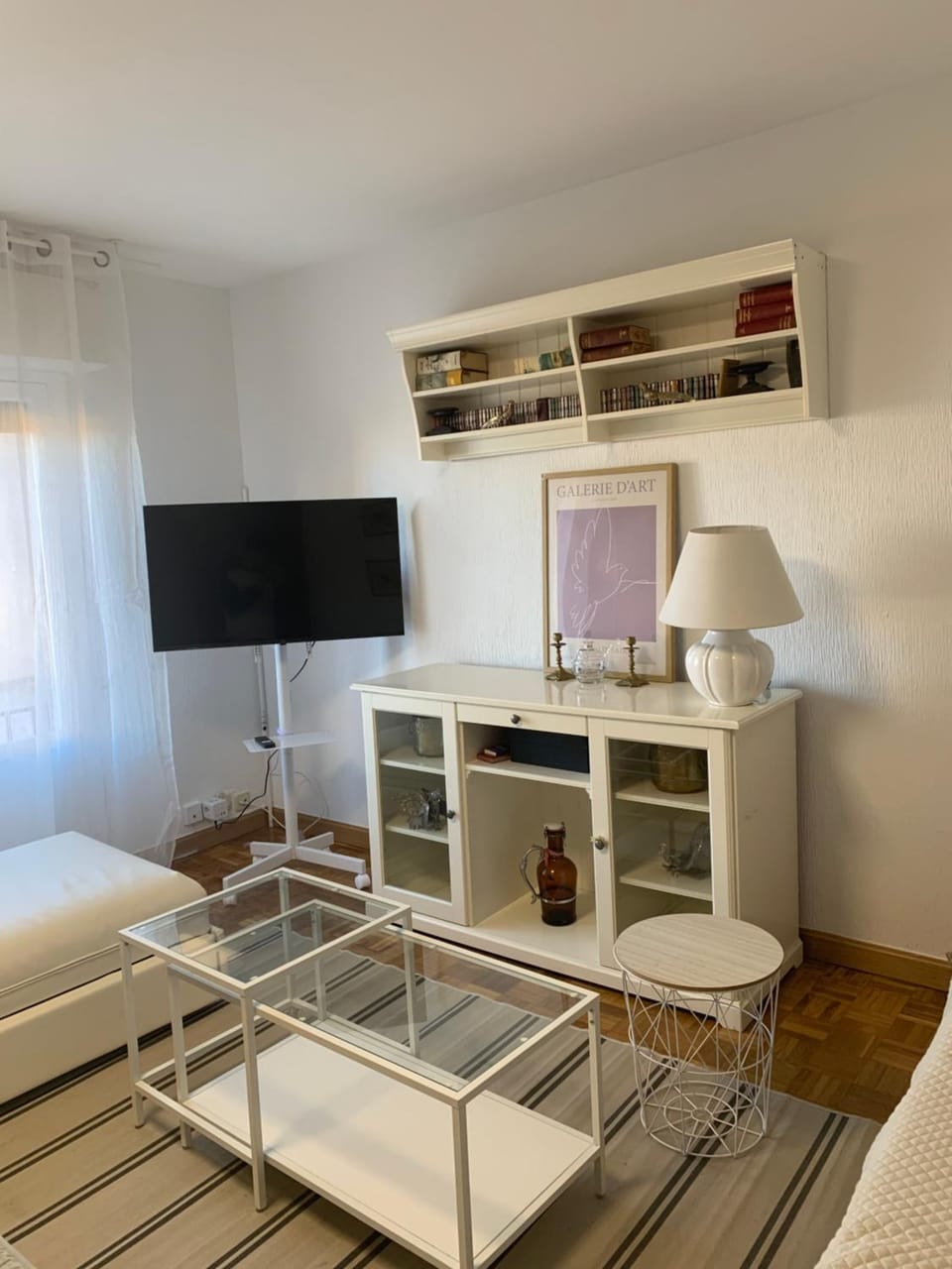 TV and multimedia, Living room, Photo of the whole room