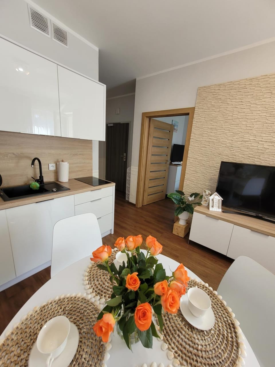 Apartament Arbuzowy Zachód Słońca Apartment in West Pomeranian Voivodeship, Poland