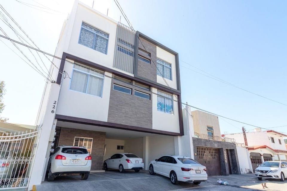 Property building, Street view, Parking