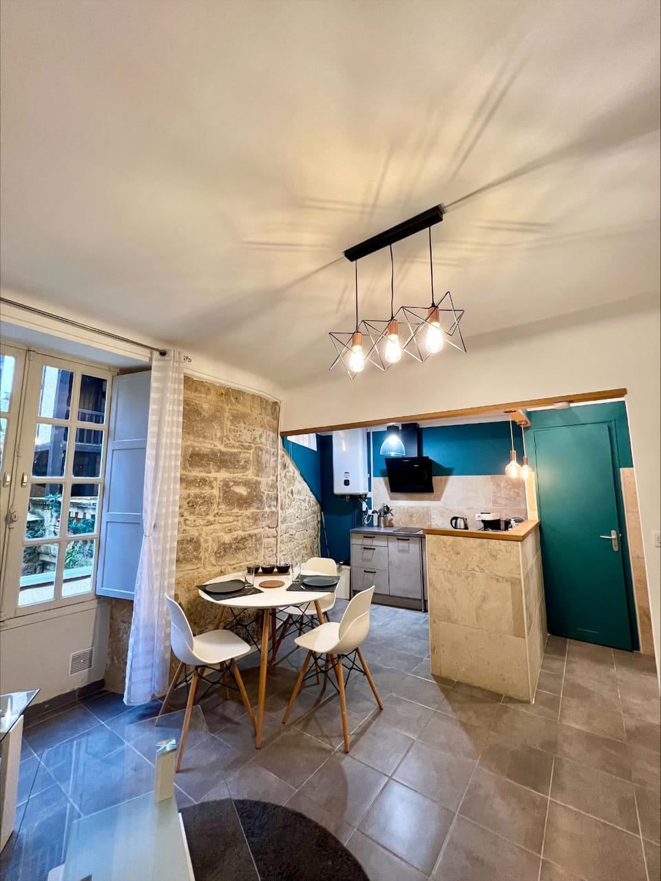 Kitchen or kitchenette, Living room