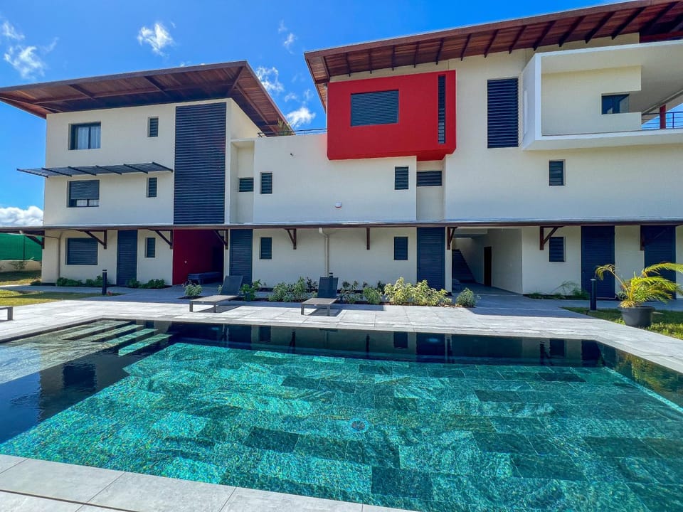 Property building, Swimming pool