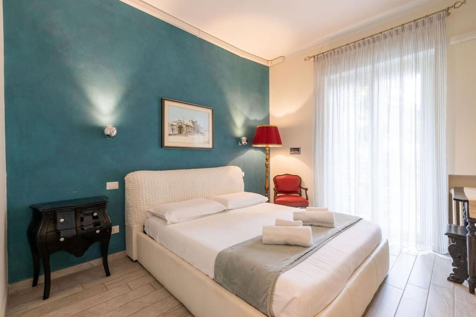 Vatican City Historic Center -Luxury Flat with Garden and Private Parking Apartment in Rome