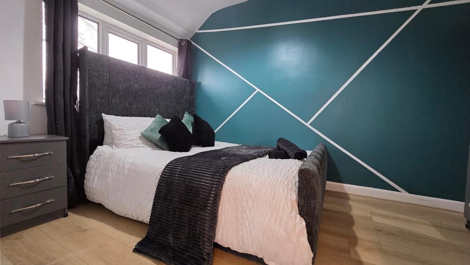 Your Home Away from Home in Birmingham Apartment in The Royal Town of Sutton Coldfield
