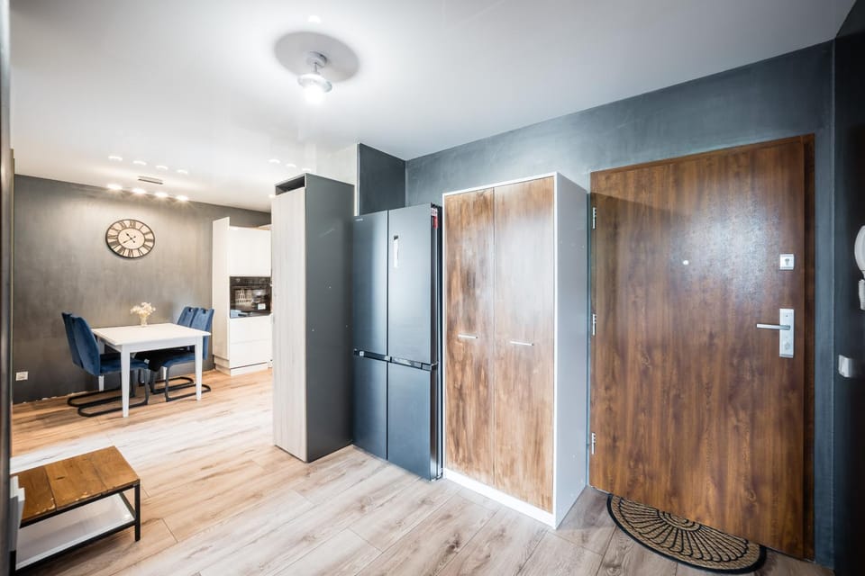 Kitchen or kitchenette, wardrobe