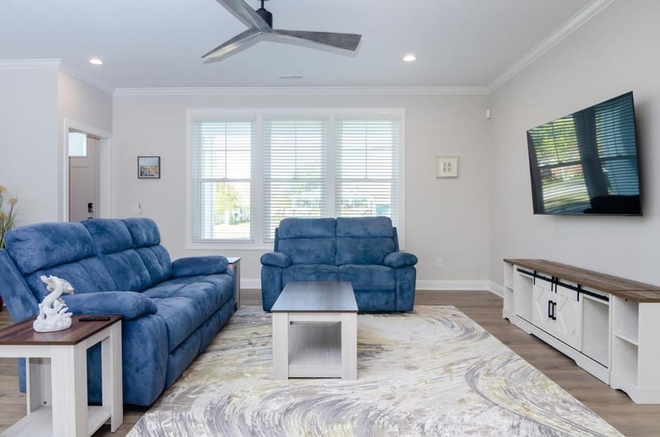 Cape Fear Blvd by Bryant Real Estate House in Carolina Beach