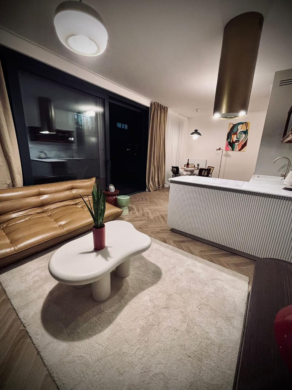 Kitchen or kitchenette, Living room, Seating area