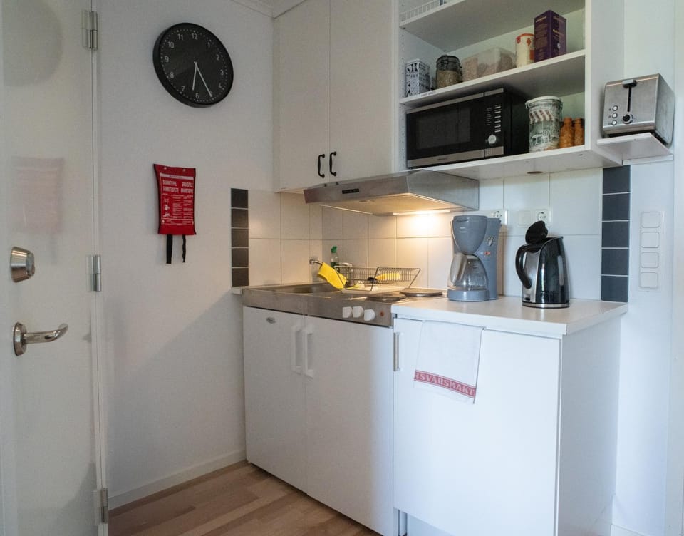Kitchen or kitchenette, Kitchen or kitchenette