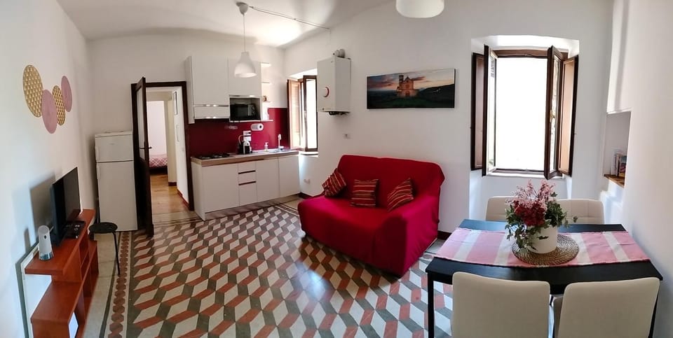 Kitchen or kitchenette, Living room, Dining area