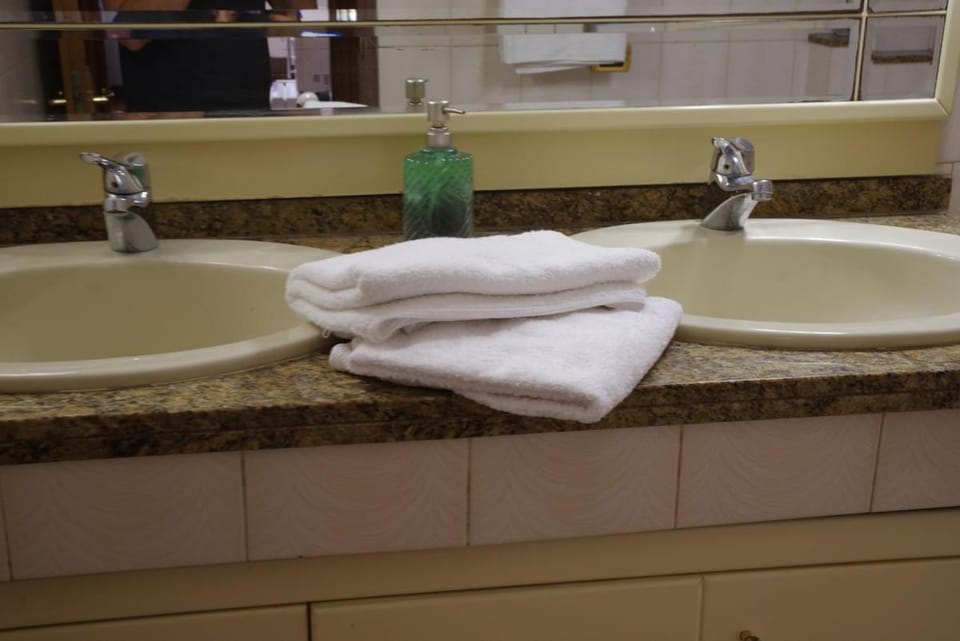 Bathroom, towels