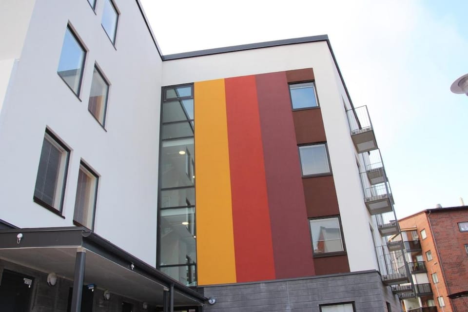 Property building, Day