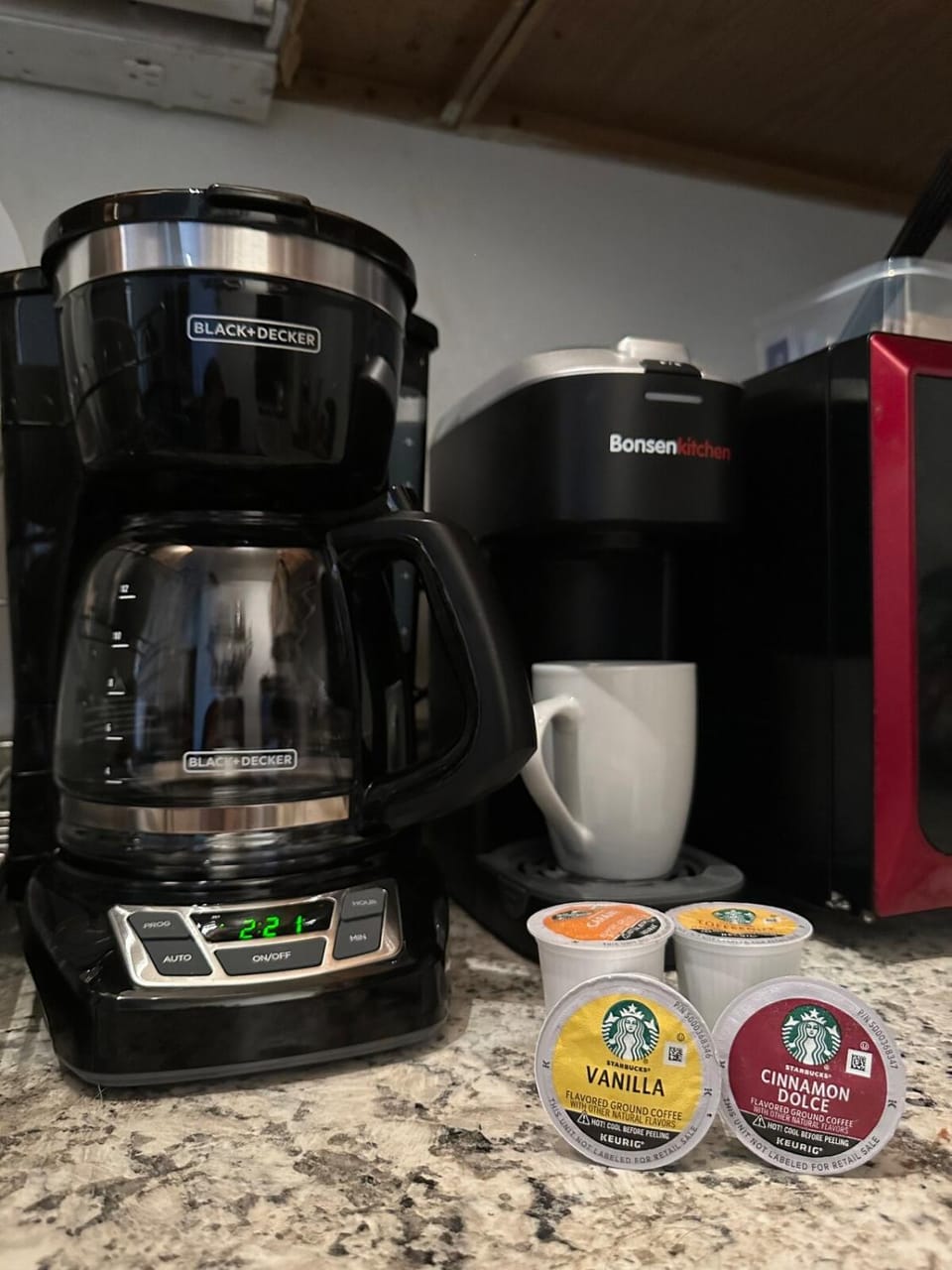 Coffee/tea facilities, Kitchen or kitchenette