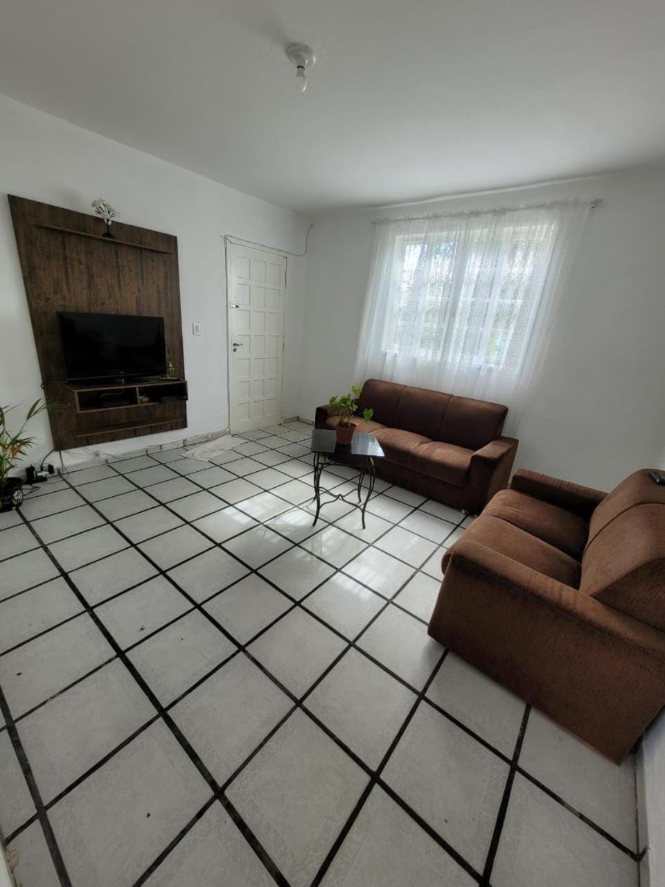 pleasant house 5 min from the soft beach and barra lagoa House in Florianopolis