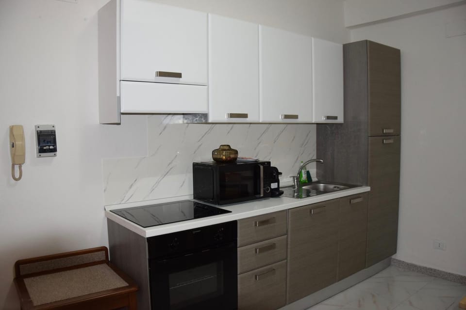 Kitchen or kitchenette, pet friendly