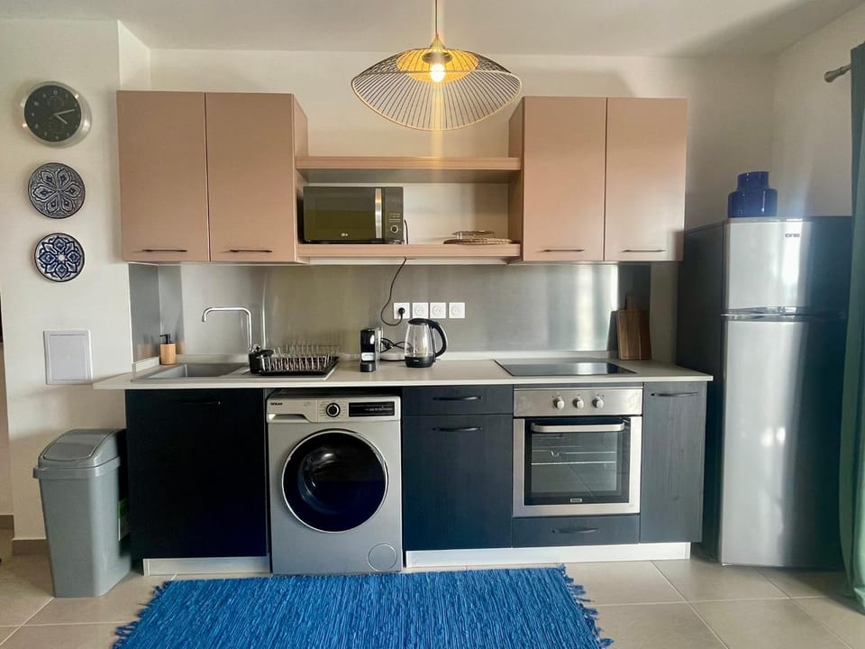 Apt 1 chb belle déco résidence avec piscine Apartment in Arrondissement of Cayenne, French Guiana