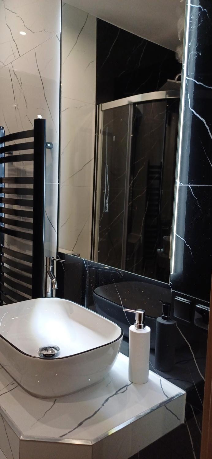 Shower, Bathroom