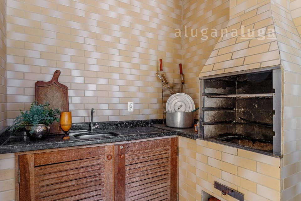 Summer House - 3 minutes from the beach | 2 km from Beto Carrero House in Penha