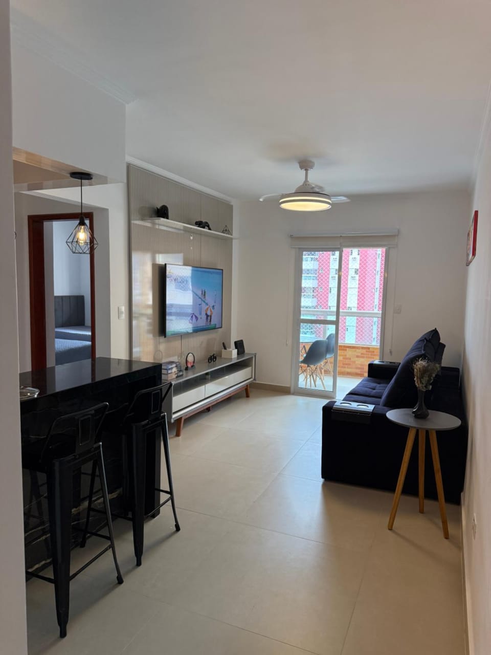 Apto no canto do forte 3 min da praia Apartment in State of São Paulo